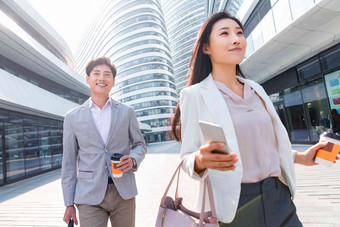 上班商务人士青年女人城市生活效率清晰相片