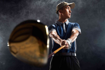 高尔夫动员高尔夫球运动水平构图黑色背景高端素材