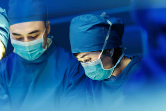 医务工作者在手术行动氛围拍摄