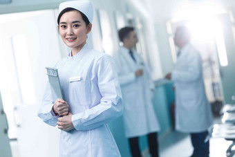 医务工作者走廊中国成年人医护服清晰图片