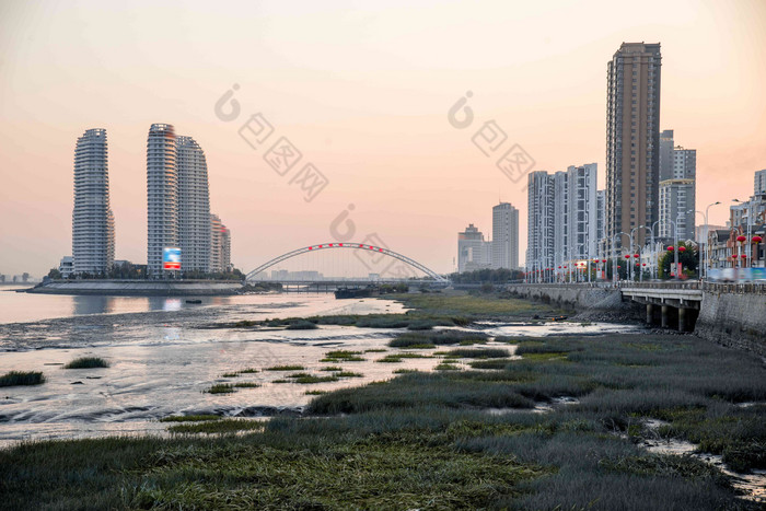 辽宁省丹东城市风光市中心写实场景