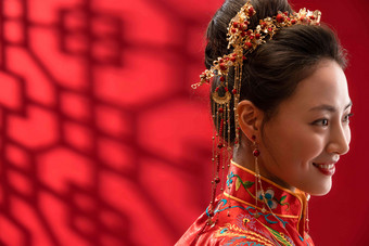 漂亮的中式新娘传统写实相片