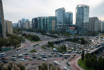 北京东直门户外新的水平构图