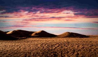 晚霞下的沙丘