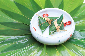 粽叶小吃陶瓷制品特色高清图片