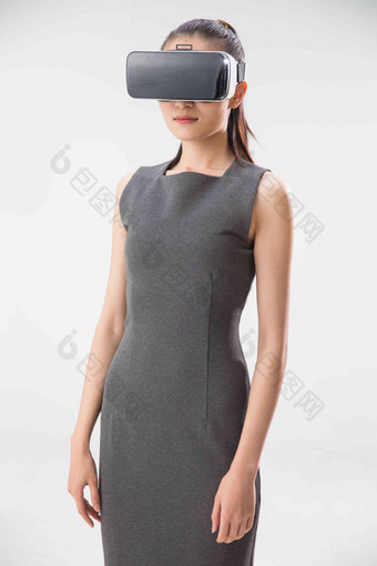 女人<strong>VR</strong>眼镜概念时尚摄影清晰照片