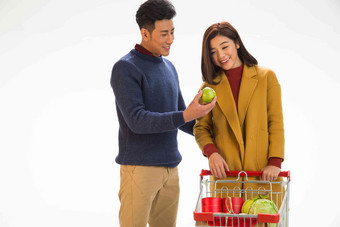 快乐情侣<strong>购物</strong>食品写实摄影图