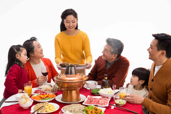 幸福家庭食品快乐6到64岁