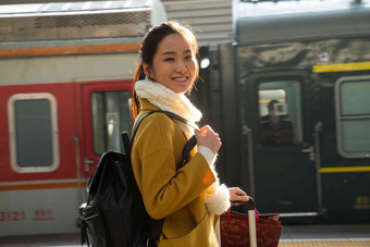 青年车站乘客春节女人氛围影相