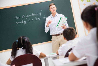 教师小学生女孩成长水平构图氛围影相