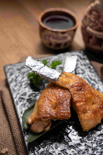 日本料理鸡翅饺子健康的清晰拍摄