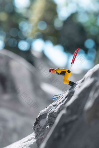 滑雪健身玩偶模型图片