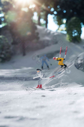 滑雪运动雪山山坡运动员高端相片