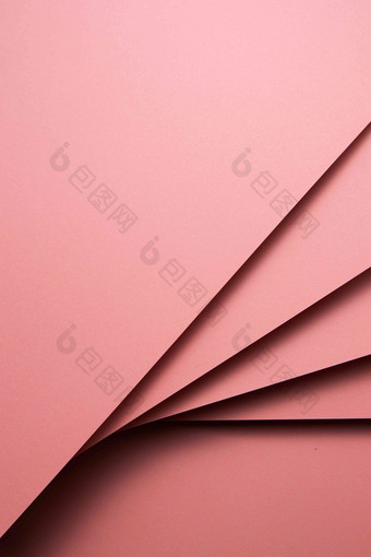 粉色纸张静物垂直构图