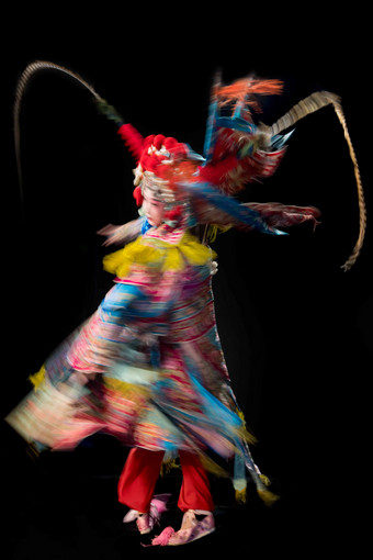 京剧演员戏曲唱戏中国氛围摄影图