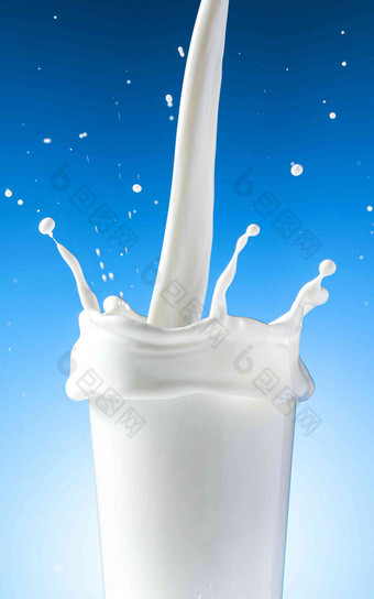 奶制品溢出奶容器高质量场景