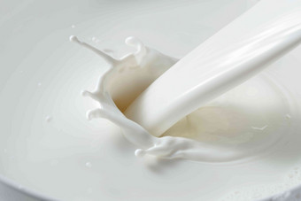 牛奶静物飞溅健康食物写实镜头