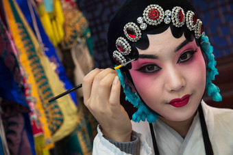 京剧女演员戏曲后台梳妆用品高质量影相