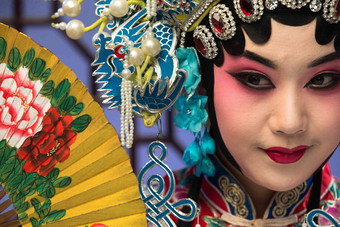 演员中国戏曲水平构图装饰物氛围素材