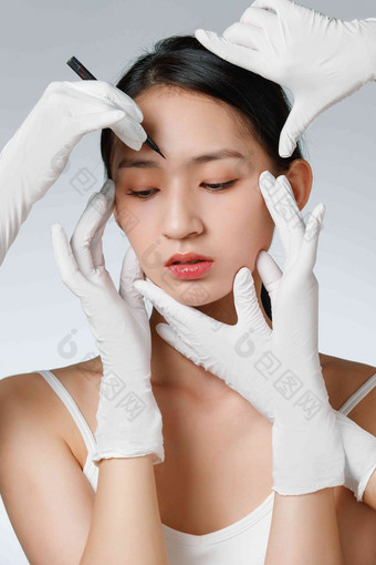 女人整形手术美容美容师专门技术写实摄影