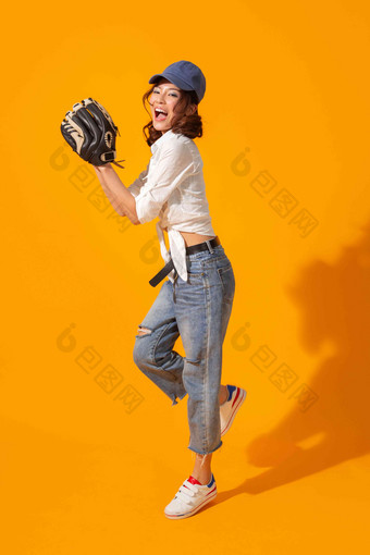 年轻女孩<strong>棒球</strong>女人休闲装20到24岁清晰拍摄