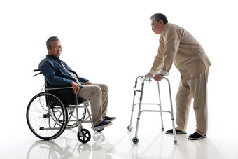 行动<strong>不便</strong>的老年人瘫痪氛围图片