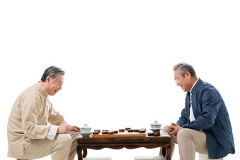 两位老年朋友下象棋
