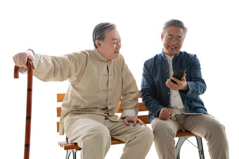 两位老年朋友看手机<strong>视频</strong>