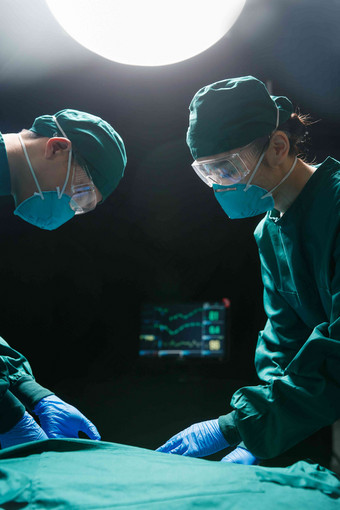 医护人员手术中国监测仅成年人高清摄影