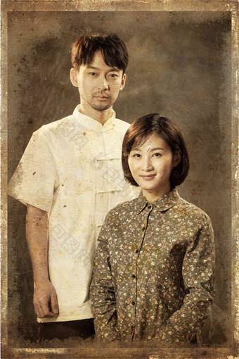 青年夫妇老照片东亚相片