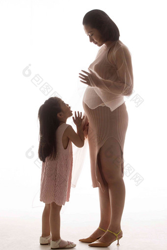 孕妇妈妈和小<strong>女孩</strong>