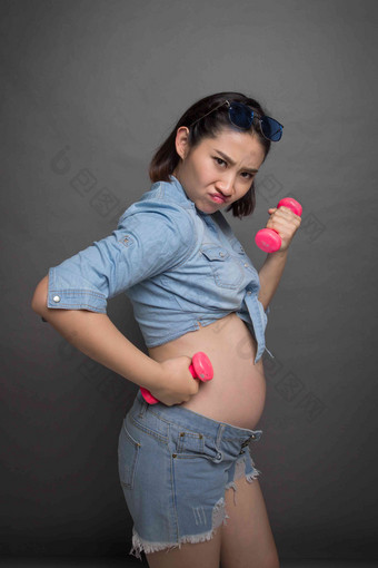 孕妇健身腹部彩色图片氛围影相