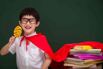 小学男生扮演超人中国人高质量拍摄