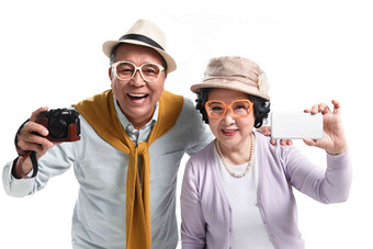 老年夫妇旅行拍照旅游写实镜头