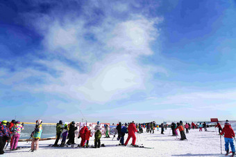 滑雪场雪场自然斜坡氛围拍摄