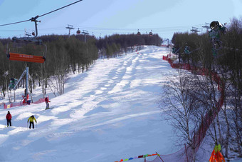 滑雪场雪场天空中国成年人拍摄