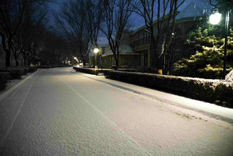 别墅区雪景