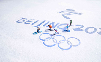 奥运滑雪运动人类形象清晰照片