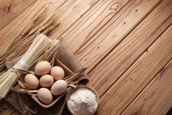 鸡蛋挂面面粉食品厨房清晰摄影图