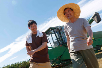 农田农民联合收割机<strong>农业</strong>亚洲人<strong>高质量</strong>影相