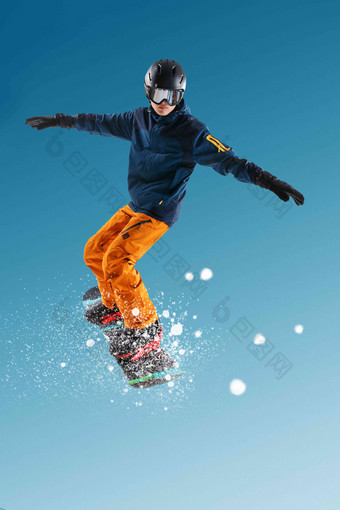 滑<strong>雪</strong>男人人体育动态动作清晰图片
