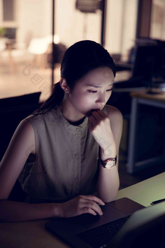 女士女商人电子商务行业