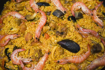 西班牙海鲜饭虾贻贝典型的西班牙语菜成分地中海西班牙