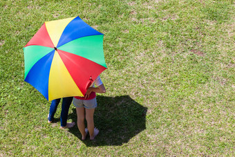 女孩太阳保护伞夏天