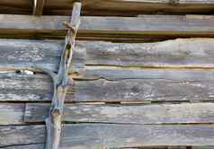 伊比沙岛Formentera岁的饱经风霜的木墙