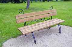 装饰板凳上公园