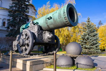 巨大的俄罗斯大炮