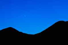 彗星潘斯塔尔斯晚上天空日落