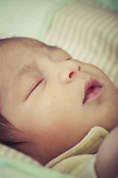 睡眠新生儿和平睡觉图片婴儿卷