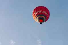 热空气气球收集谷寺庙帕埃斯图姆